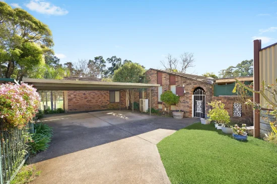 40 Spumante Close, Eschol Park, NSW 2558