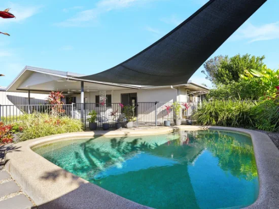 40 Sunflower Drive, Mooroobool, Qld 4870