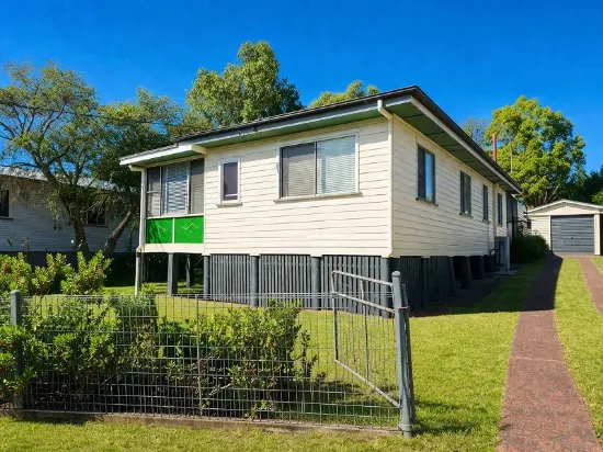 40 Underwood Crescent, Harristown, Qld 4350