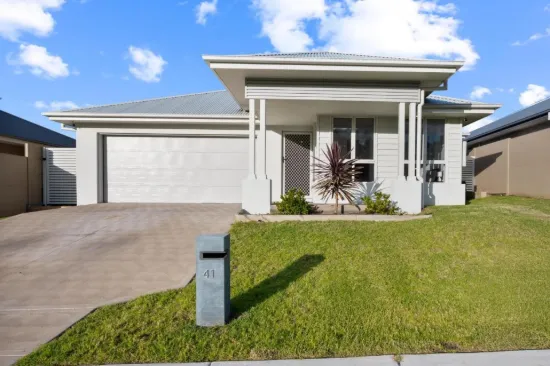 41 Arnott Loop, North Rothbury, NSW 2335