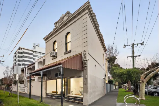 41 Canterbury Road, Middle Park, Vic 3206