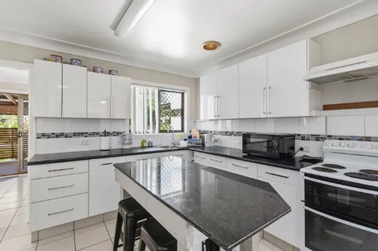 41 Frank Street, Labrador, Qld 4215-Image