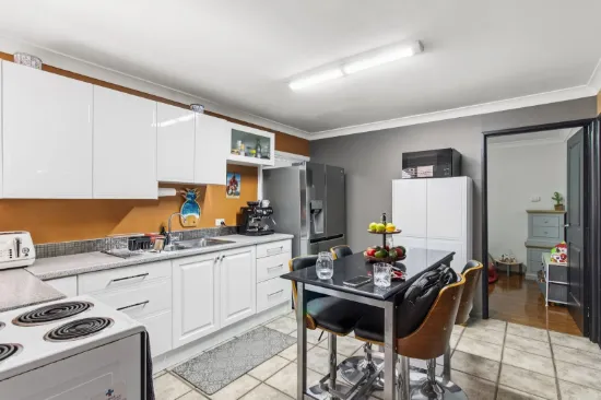 41 Frank Street, Labrador, Qld 4215-Image