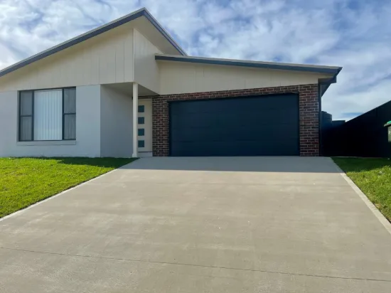 41 Gordon St, Calala, NSW 2340