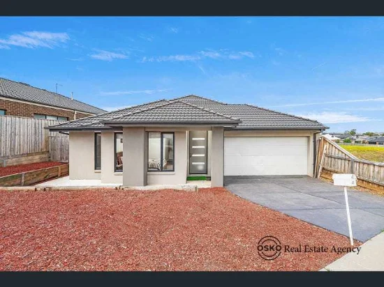 41 Holman Crescent, Bacchus Marsh, Vic 3340 - For Rent