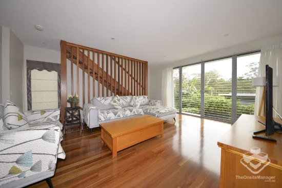 41 Kersley Road, Kenmore, Qld 4069