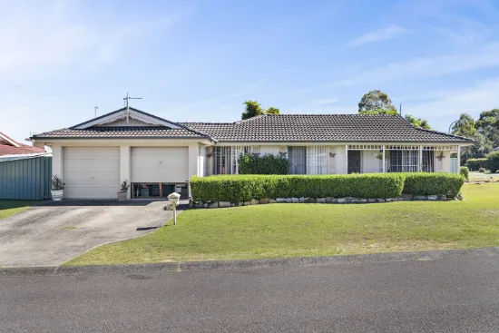 41 Lady Laurel Drive, Blue Haven, NSW 2262