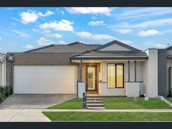 41 Maradona Boulevard, Deanside, Vic 3336