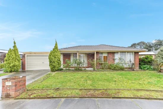 41 Parman Avenue, Pakenham, Vic 3810 - For Rent