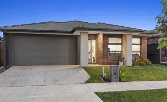 41 Precinct Road, Charlemont, Vic 3217