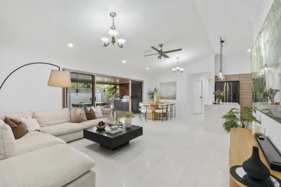 41 Saint James Street, Forest Lake, Qld 4078