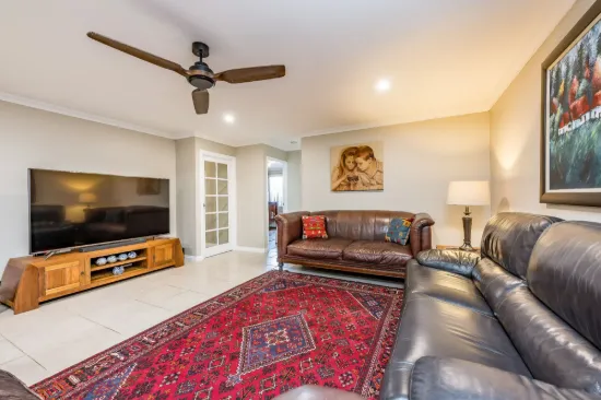 41 Shiralee Bend, Carramar WA 6031-Image
