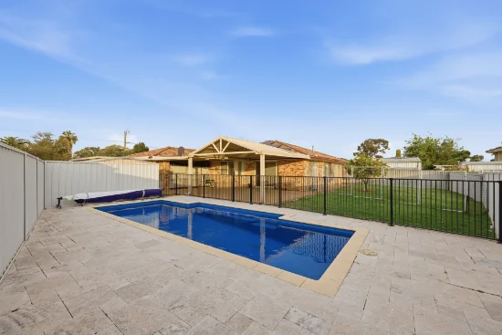 41 Walker Crescent, High Wycombe, WA 6057
