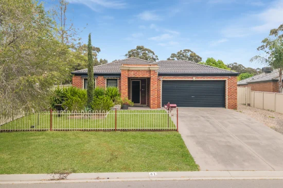 41 Westwood Drive, California Gully, Vic 3556