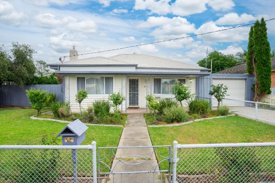 417 Kotthoff Street, Lavington NSW 2641-Image