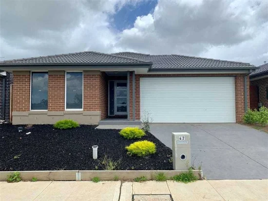 42 Abbeyard Drive, Clyde, Vic 3978 - For Rent