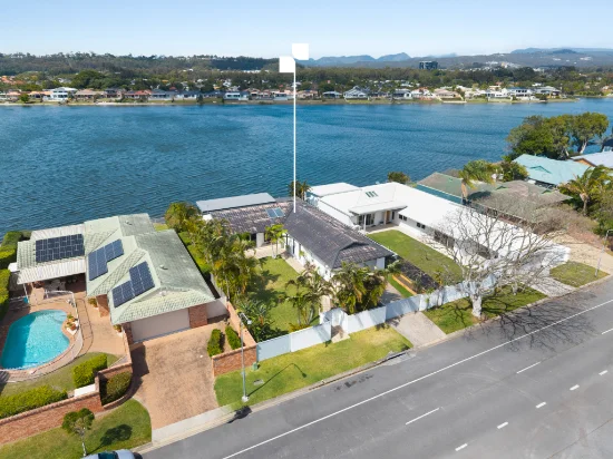 42 Auk Avenue, Burleigh Waters, Qld 4220