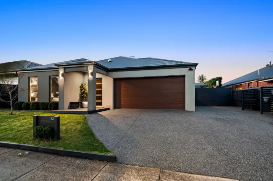 42 Baybrook Avenue, Curlewis, Vic 3222