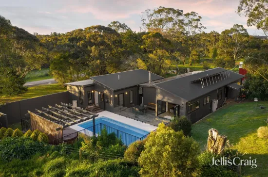 42 Bell Avenue, Mount Helen, Vic 3350