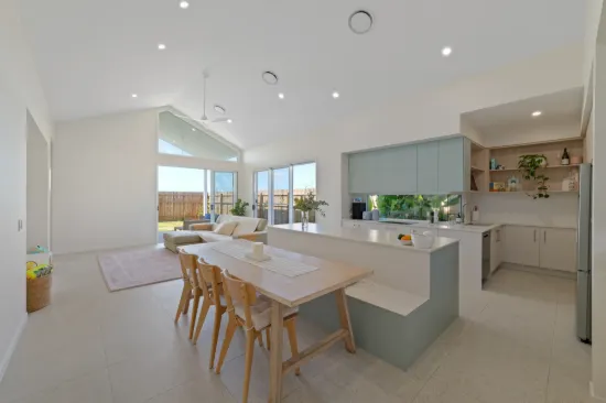 42 Blackwood Circuit, Banya, Qld 4551