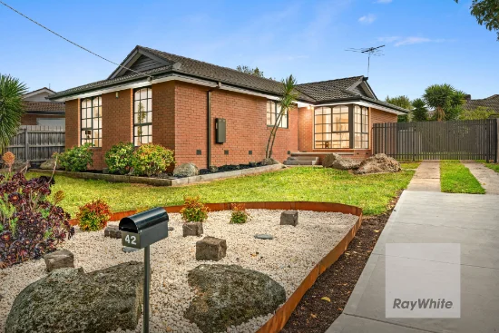 42 Cabernet Crescent, Bundoora VIC 3083 - For Sale