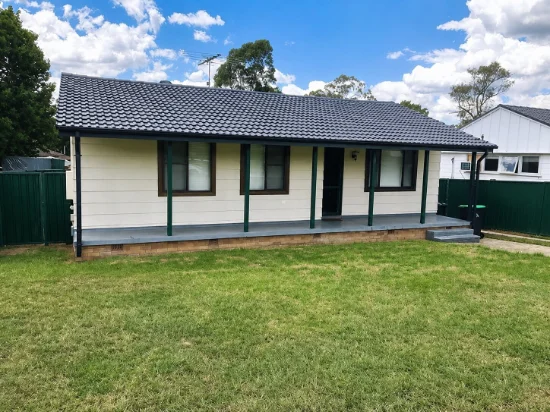 42 Carrington Circuit, Leumeah, NSW 2560