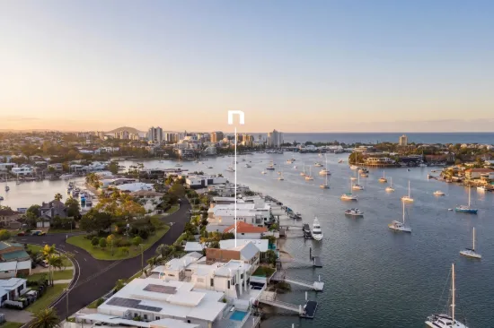 42 Carwoola Crescent, Mooloolaba, Qld 4557