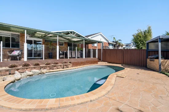 42 Edmund Avenue, Figtree, NSW 2525