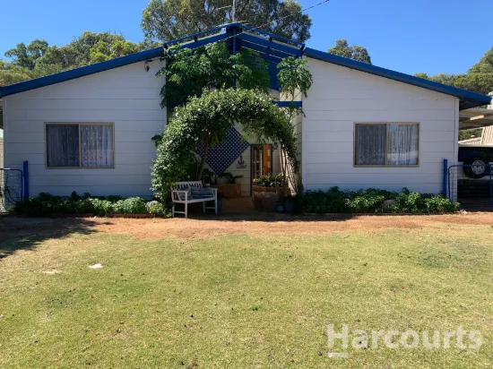 42 Fairway Terrace, Preston Beach, WA 6215