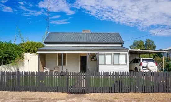 42 Golden Street, West Wyalong, NSW 2671