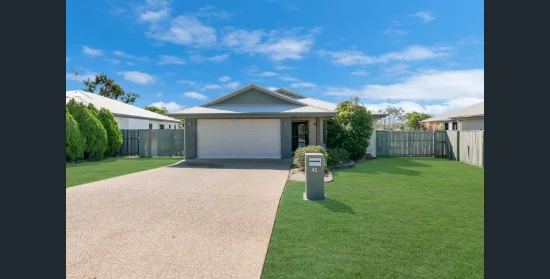 42 Hillock Crescent, Bushland Beach, Qld 4818