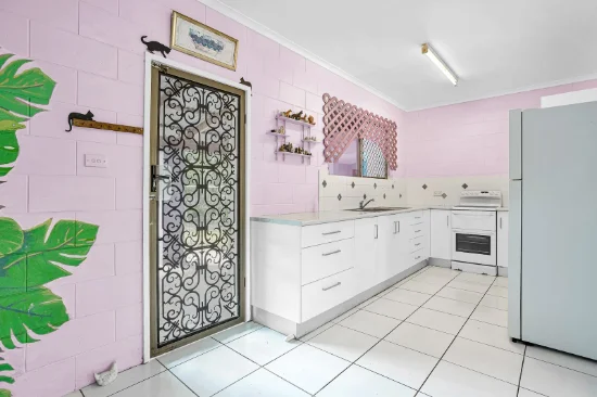 42 Hollywood Boulevard, White Rock, Qld 4868