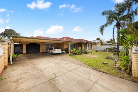 42 Kings Rd, Parafield Gardens, SA 5107