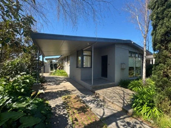 42 Loch Park Road, Traralgon, Vic 3844