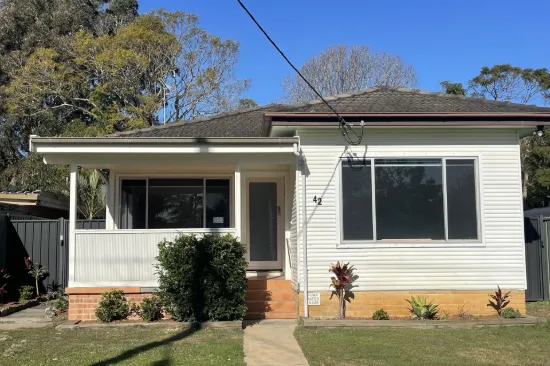 42 Lone Pine Avenue, Umina Beach, NSW 2257