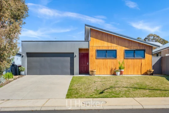 42 Martingale Drive, Dunsborough, WA 6281