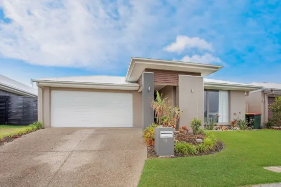 42 McArthur Parade, Baringa, Qld 4551