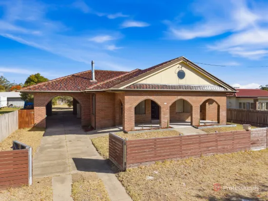 42 Mossman Street, Armidale, NSW 2350