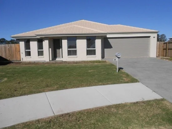 42 Piccadilly Street, Bellmere, Qld 4510