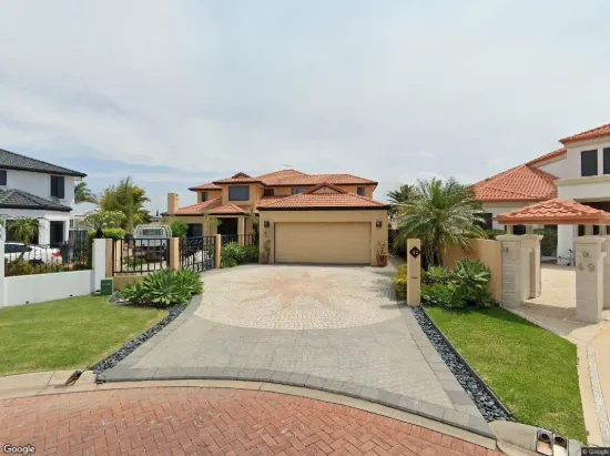 42 Raby Bay Boulevard, Raby Bay, Qld 4163