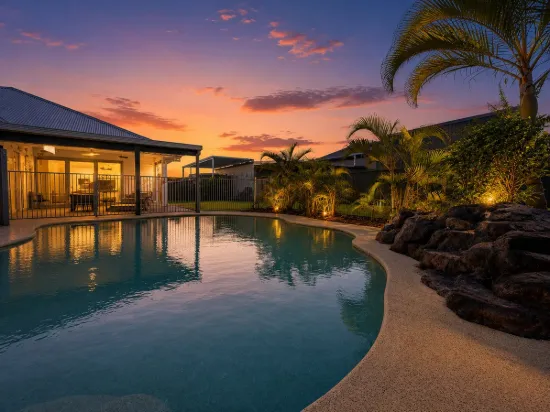 42 Spring Way, Nikenbah, Qld 4655