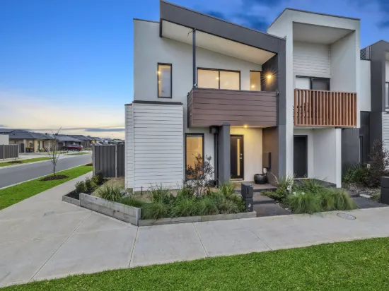 42 Verbena Boulevard, Clyde, Vic 3978