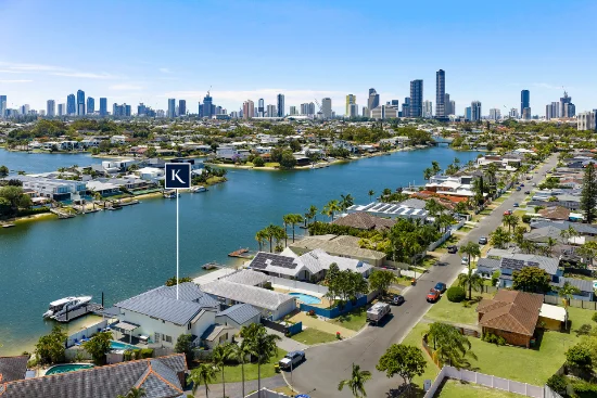 42 Waitomo Street, Broadbeach Waters, Qld 4218