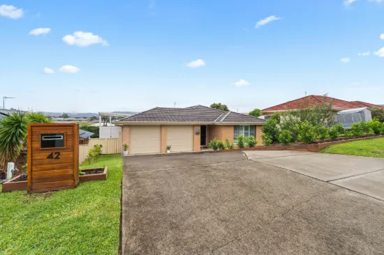 42 Warrigal Street, Nowra, NSW 2541
