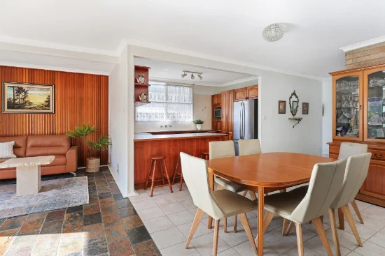 42 Williams Crescent, Russell Vale, NSW 2517