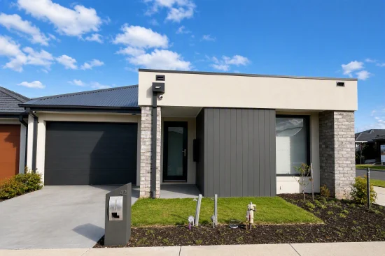 42 Woolspinner Crescent, Wyndham Vale, Vic 3024