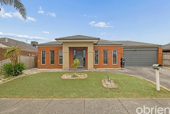 42 Yorkshire Drive, Cranbourne North, Vic 3977