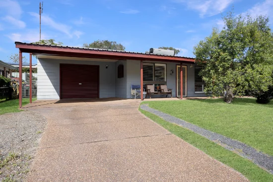 43 Albatross Avenue, Hawks Nest, NSW 2324