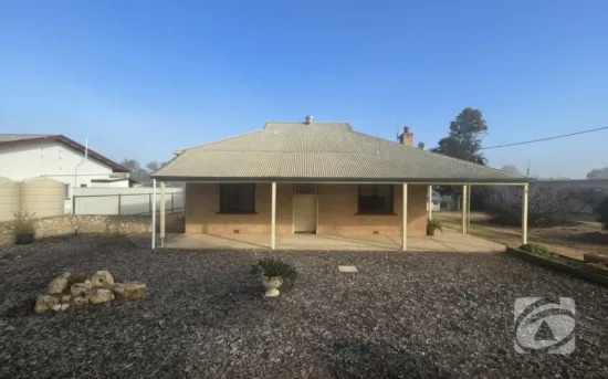 43 ANZAC AVENUE, Swan Reach, SA 5354