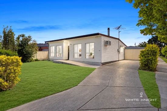 43 Bernbanks Avenue, St Albans, Vic 3021 - For Sale